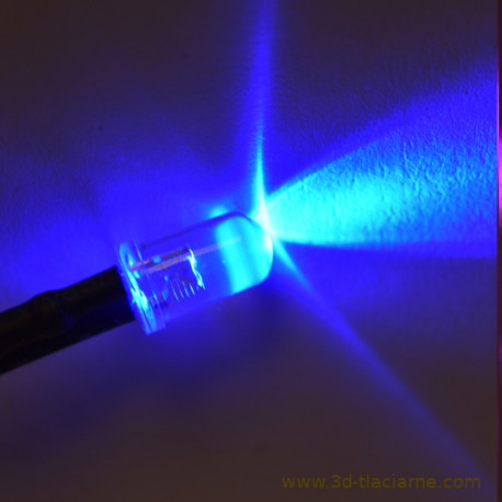LED dióda 12V modrá
